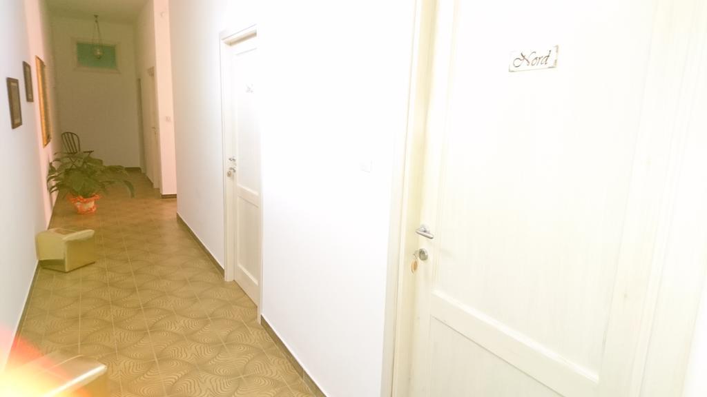 B&B Via Dei Mille カステルサルド エクステリア 写真